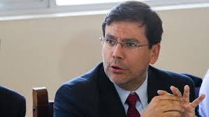 El político estilo con que Arenas busca impulsar la reforma tributaria