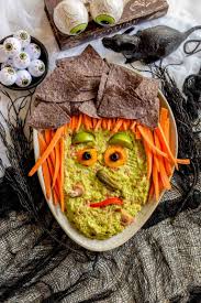 Shake off winter's chill with a divine dinner party that marks the bright and beautiful delights of spring! Ghoulishly Good Halloween Party Recipes And Ideas Vintage Kitty