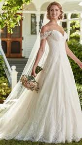 Doch die auswahl ist groß und macht die brautkleidsuche zu einer schwierigen aufgabe. Die 8 Besten Ideen Zu Brautkleid Trager Brautkleid Trager Braut Brautkleid