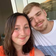 Hot tub repairs who do you recommend. ?