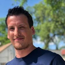 Shawn Falcon's Instagram, Twitter & Facebook