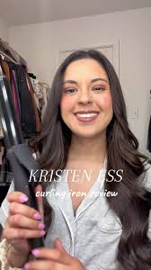 Using my new curling iron for first time 🤩 and I honestly loved it heres  why: •it heats up fast •so easy to use with the rotating cord •can go up to  425 degrees • gave me perfect wavy curls• #hairtok ...