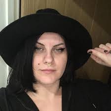 Noel Rollins's Instagram, Twitter & Facebook