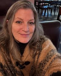 It was a wonderful day off: workout with my trainer at the Y, lunch with my  bestie for more pineapple fried rice with extra veggies, and working