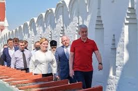 Подписчиков, 34 подписок, 2 265 публикаций — посмотрите в instagram фото и видео сергей собянин (@mossobyanin). Sergej Sobyanin Sdelal Eshe Odin Shag K Normalnoj Zhizni