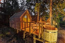 Hotel Glamping Ribno Bled Slovenia Booking Com Glamping Tree House Hot Tub Outdoor