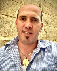 WHO WE ARE — Round the World Club