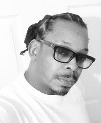 Derrick Crowder's Instagram, Twitter & Facebook