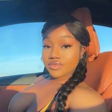 Malina Barrantes (@MalinaB_)