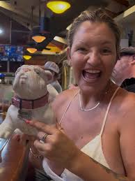 Sloppy Joe's will open at noon