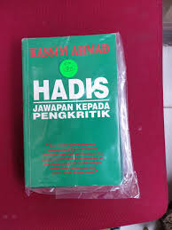 Wawancara selepas 26 tahun, penulis dan sarjana kontroversi kassim ahmad menuntut kerajaan menarik balik pengharaman bukunya hadis: Kassim Ahmad Hadis Jawapan Kepada Pengkritik Books Stationery Books On Carousell