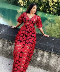 Image model pagne africain ensemble pagne. African Fashion African Wedding Nigerian Fashion Ankara Kitenge Aso Oke Latest African Fashion Dresses African Maxi Dresses African Print Fashion Dresses