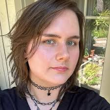 Yo soy un guerro gringo. Yo hablo Español mal. Muy mal.