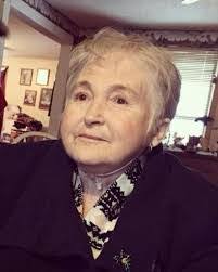 Kim Middaugh's Instagram, Twitter & Facebook