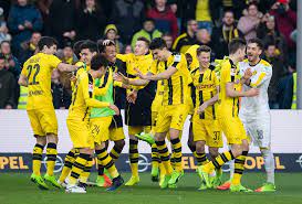 Dortmund est la ville du bv borussia 09 dortmund qui a gagné la coupe d'europe des clubs champions et la coupe intercontinentale en 1997, ainsi que la coupe d'europe des vainqueurs de coupes en 1966. Photo Bundesliga 22eme Journee Fribourg 0 Borussia Dortmund 3