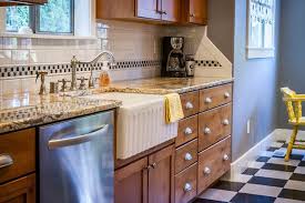I wanted this kitchen to look as if it were original, with a few newer amenities. that was homeowner amy pelly's intention as she approached redesigning the kitchen in her 1925 seattle bungalow. 1920 S Craftsman Bungalow Kitchen Craftsman Kitchen Seattle By Kitchen Bath Restylers Houzz