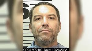 Hombre desnudo mata a repartidor con un trozo de leña en Fort Worth