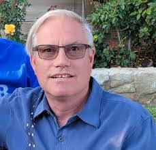 Damian Edward's Instagram, Twitter & Facebook