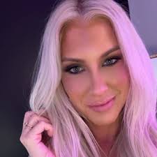 Need recommendations for good facials in the area that do extractions.  Thanks!!