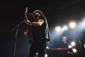 The first single of the new longplayer bridges the gap between their last acoustic ep and the new chapter in their band history. Mighty Oaks Headline Stop In Berlin Huxleys Untoldency