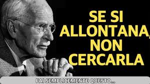 How to Tell if a Woman Is Interested in You or Wants Your Attention: 5  Signs You Need to Know