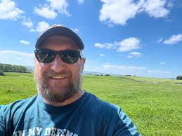 I gotta tell ya, even the flat land in Alberta is beautiful!! The Rocking R  Guest Ranch is an amazing spot can't wait to jam for these folks later!!!