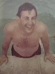 Mama, teach me how to swim. Picture: CG