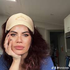 Grace Sainz's Instagram, Twitter & Facebook