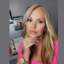 Karen Hardee (@karendhardee) • Instagram photos and videos