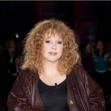 Alla borisovna pugacheva, sometimes pugachova (russian: Alla Pugacheva Biografiya Foto Kino Mail Ru