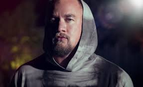 The Alanis Alliance: A Sanctuary for All Fans of Alanis Morissette