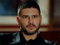 Show tv'nin iddialı dizisi asla vazgeçmem çok yakında başlıyor. Asla Vazgecmem Oyunculari Kadrosu Gercek Isimleri Cast Listesi