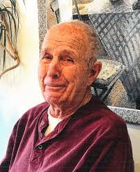 Jerry Morris's Instagram, Twitter & Facebook