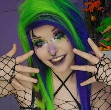 When you grow up in a talented family you tend to have more confidence  #pastelfizzarolli #fizzarolli #fanexspo #denver #cosplay #blitzo