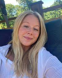 .rubysfilms(@.rubysfilms), holavolvi(@llzlwqq), anne_with8 (@anne_with8), edits(@edits.love11), anyelly. Krebskranke Miranda Mckeon 19 Trauert Um Lebensmomente Promiflash De