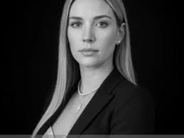 Sara Leite lança “Restaurado por Ti”, sua primeira canção pela Gold Music