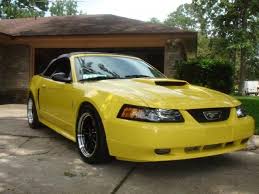 Black And Yellow Mustang Gt Yellow Yellow Mustang Mustang Convertible Mustang
