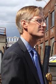 Why is Portland's mayor considering a domestic abuser for police chief?