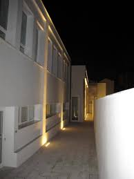 La nuova sede, inaugurata stamattina dal presidente della banca popolare di vicenza gianni zonin e dal direttore generale di banca nuova francesco maiolini, è situata in un'area che ha avuto una. Centro Direzionale Banca Nuova Palermo Adragna Illuminazione Studio Di Light Designer Alcamo Trapani