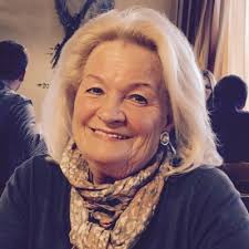 Christine Freidl: Kerze anzünden und kondolieren