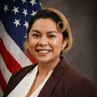 Earlene Rice's Instagram, Twitter & Facebook