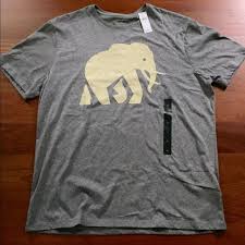 Men S Banana Republic Tee Tees Logo Tees Clothes Design