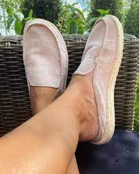Hey Dude Shoes Kirsten Reviews The Lightweight Lexi Mule Hey Dude Best Shoes For Bunions Me Too Shoes