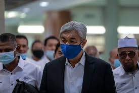 Live presiden umno datuk seri dr ahmad zahid hamidi didakwa di mahkamah sesyen kuala lumpur. Zahid S Trial Postponed Until Second Covid 19 Test Result Ready First Round Is Negative Malaysia Malay Mail