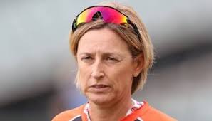 Lisa Keightley takes over from Dani Hazell as Northern Superchargers  women's head coach at The Hundred