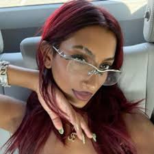 Stream Elsa Gross music