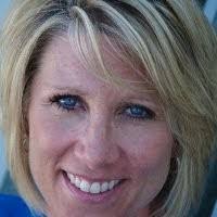 Angela Cowles's Instagram, Twitter & Facebook