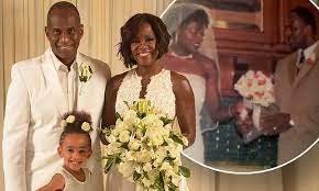 Viola davis's husband, julius tennon was born on december 24, 1953 in united states. Viola Davis Posts Gushing Tribute To Husband As The Couple Celebrate 17 Years Of Marriage Daily Mail Online