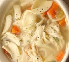 La Soupe Au Poulet Et Nouilles La Plus Facile A Faire 20 Minutes Recipe Chicken Noodle Soup Recipe Homemade Pot Recipes Healthy Chicken Noodle Soup Homemade