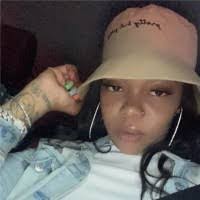 Nicole Blount's Instagram, Twitter & Facebook